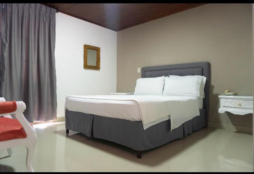 Hotel Suite Santa Rosa Santa Rosa de Cabal Buitenkant foto